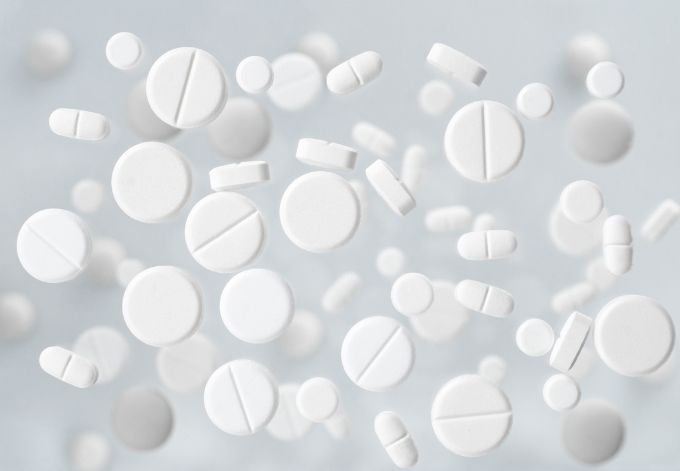 Advancements in High-Speed Tablet Press Machines: Improving Efficiency and Productivity